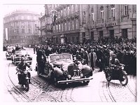 Trg bana Jelačića 1942. godine, štićena lkolona
